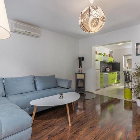 Karla Apartment Selce Exterior photo